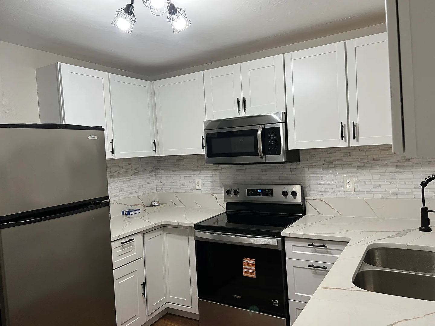 Room in 2 Bedroom Home in Atlanta – photo 1