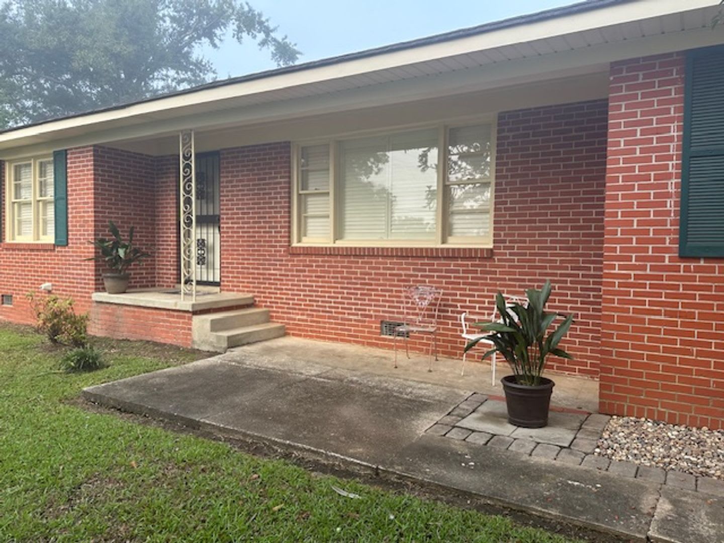 3 Bedrooms and 1.5 Bathrooms For Rent in Coosada! – photo 1 of 39