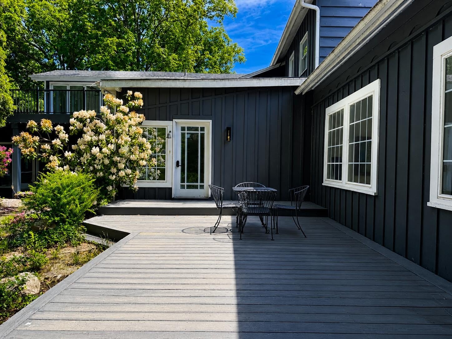 15300 Red Arrow Highway – photo 1 of 39