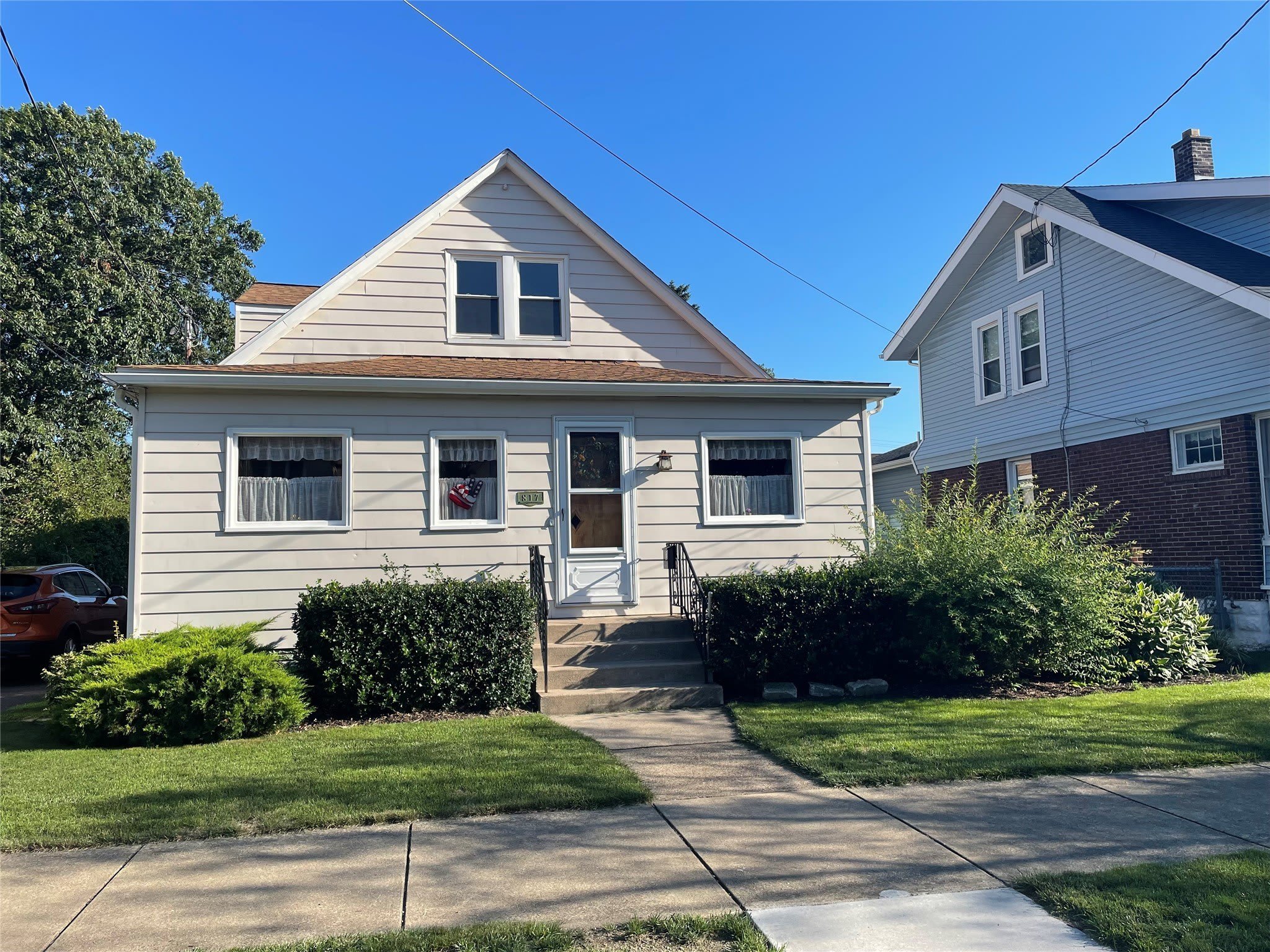 817 W 31ST APT 2 Street – photo 1