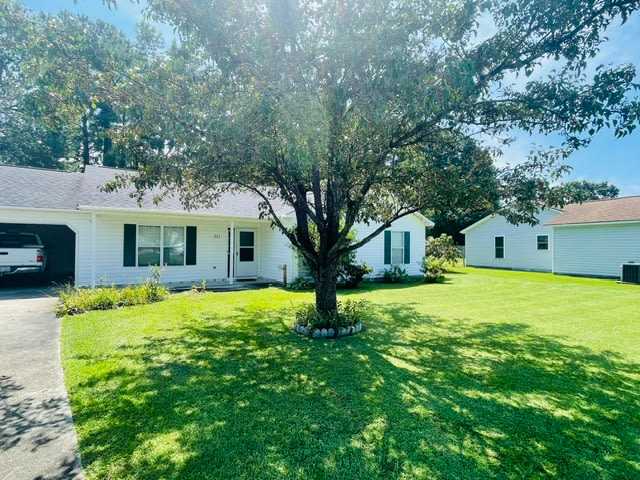203 Devonshire Drive – photo 1