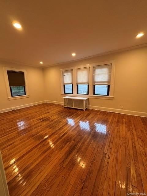 44 Oakwood Road – photo 1 of 9