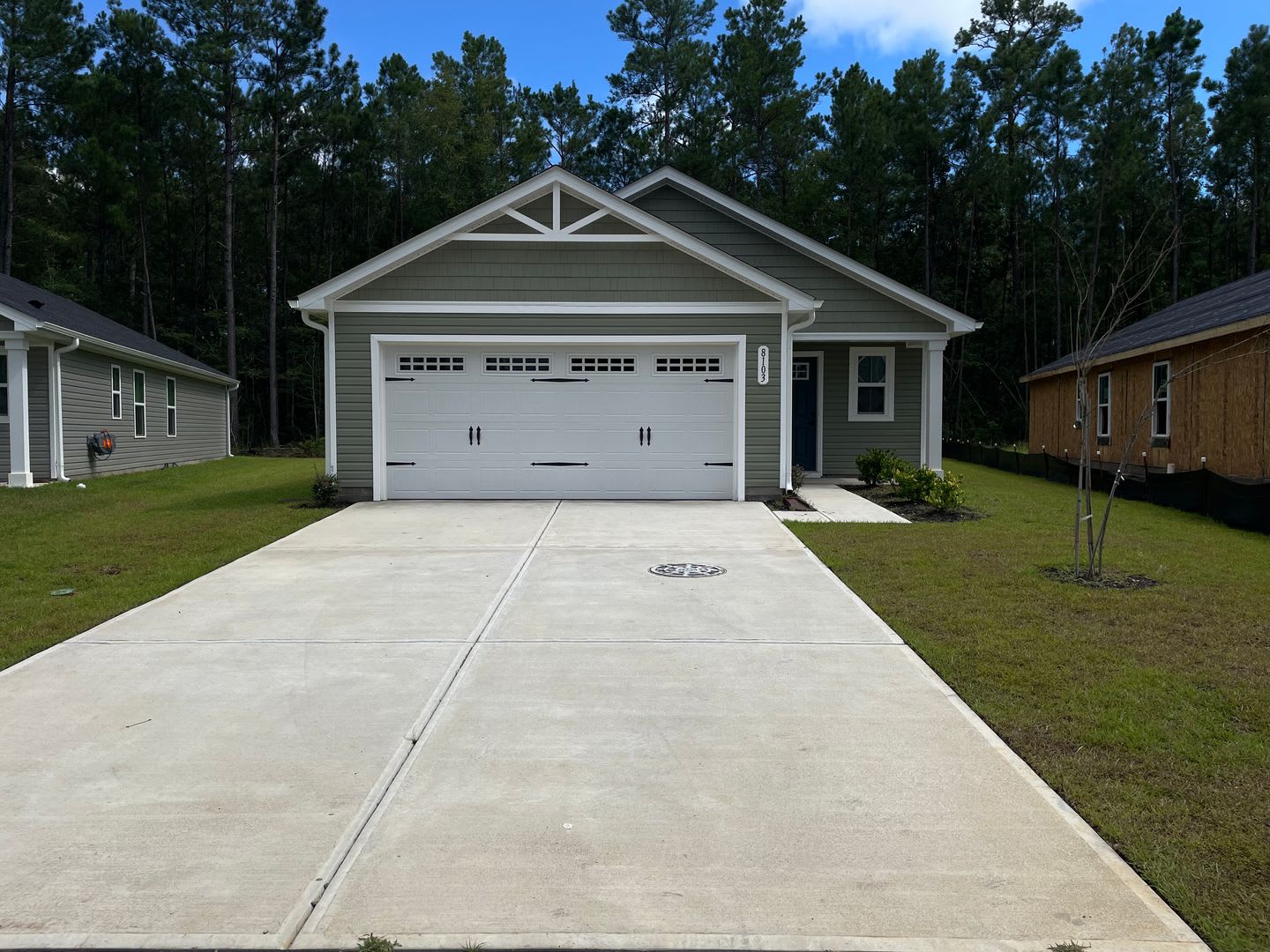3 Bedroom 2 Bath Home In Sterling Oaks Ash Nc – photo 1 of 408