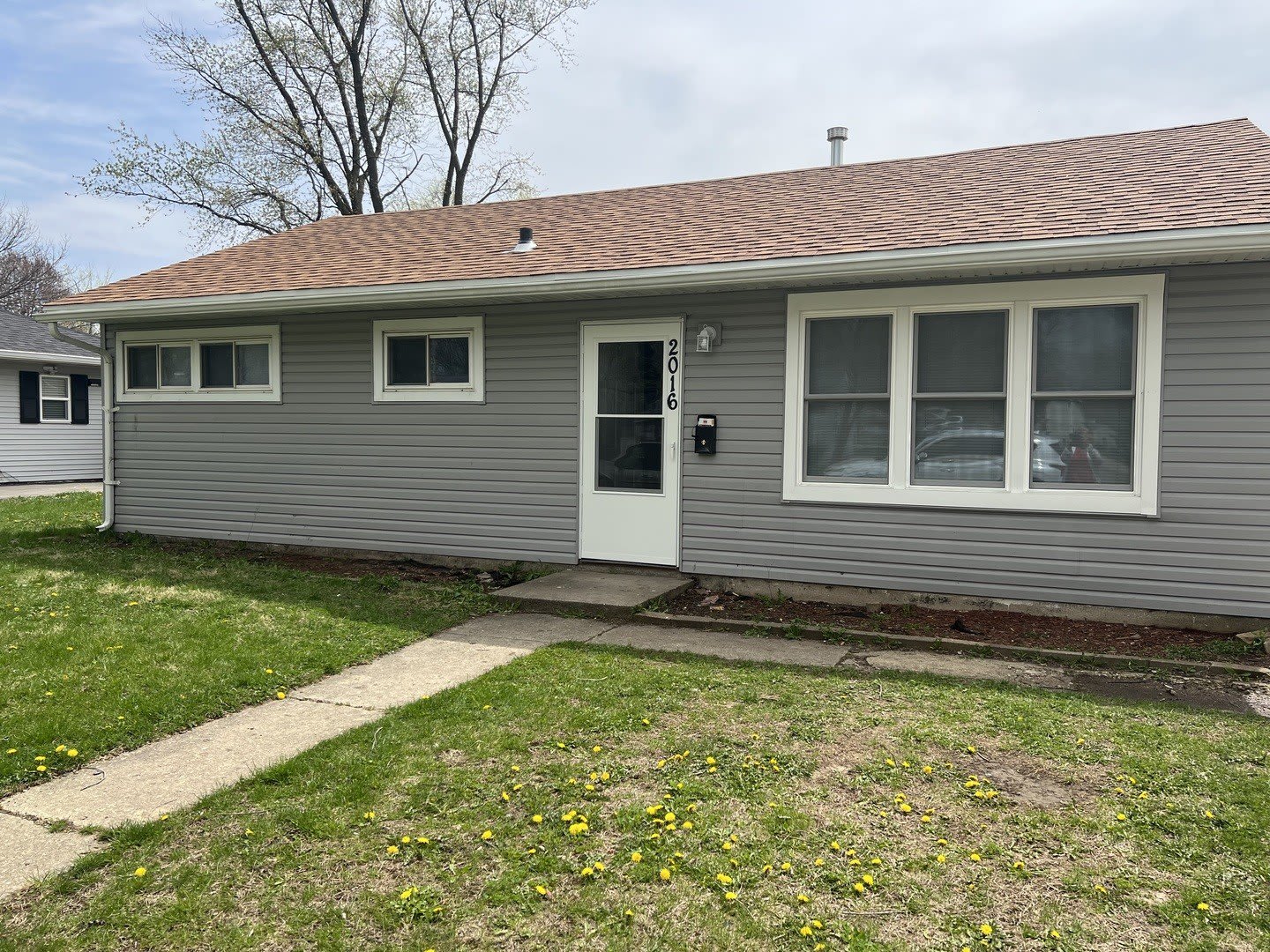 2016 Capri Avenue – photo 1 of 19