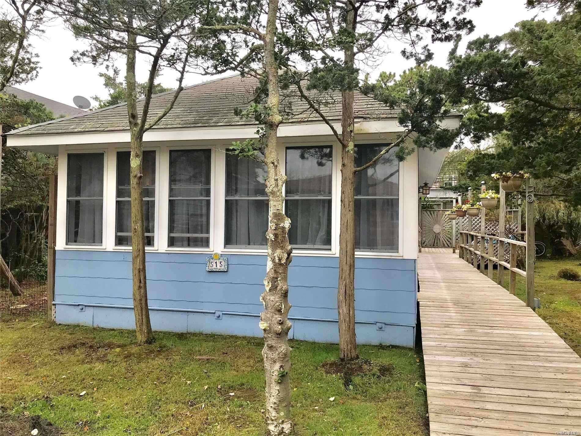 515 Bayberry Walk – photo 1 of 9