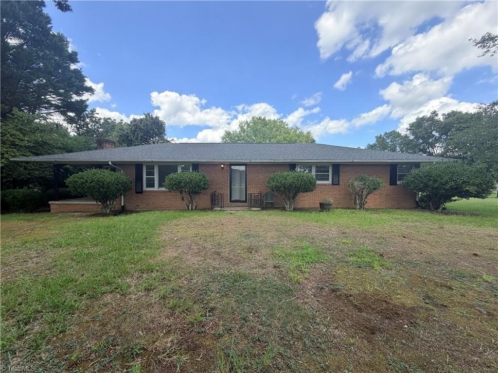 1908 Cardinal Crest Road – photo 1 of 258