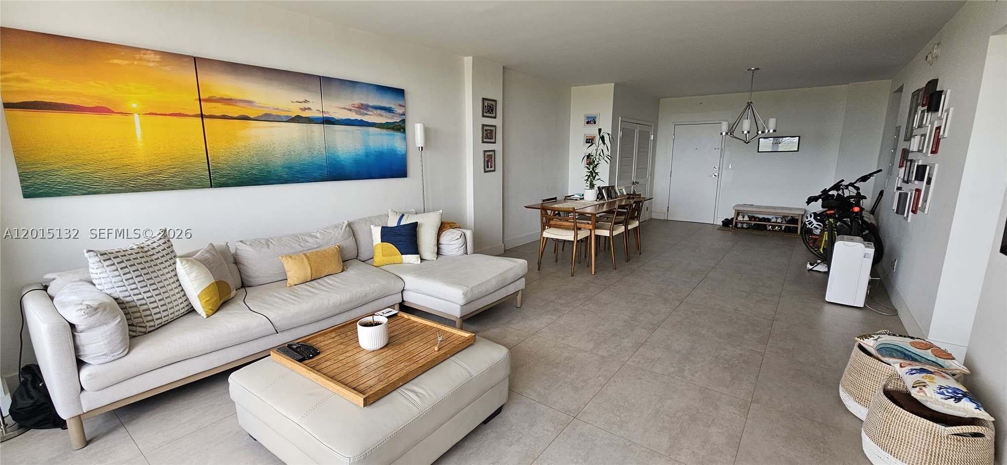 90 Edgewater Dr – photo 1