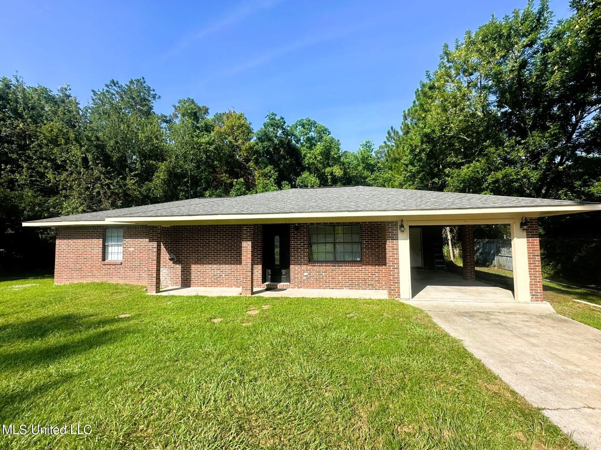 258 Conrad Lane – photo 1 of 14