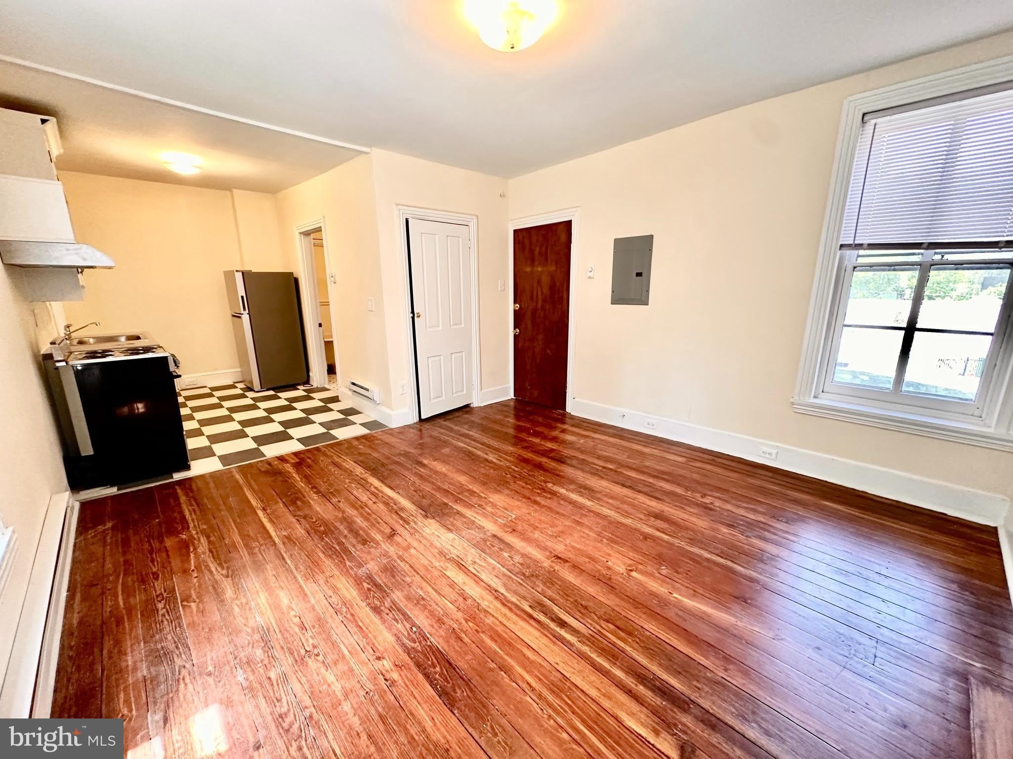 30 W PENN Street – photo 1