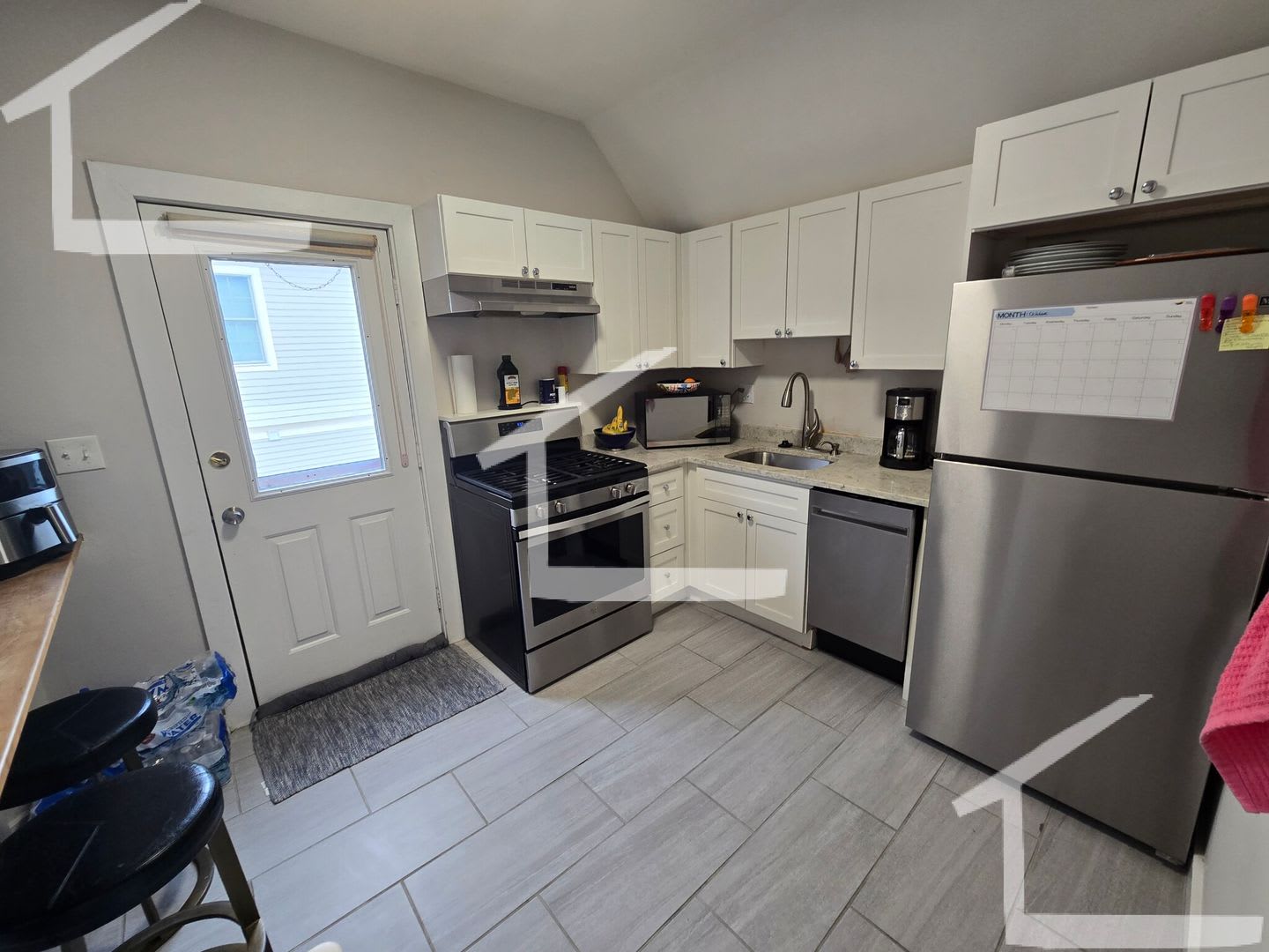 Bright Watertown 3-bed, 2-bath w/ Laundry and Parking Included – photo 1