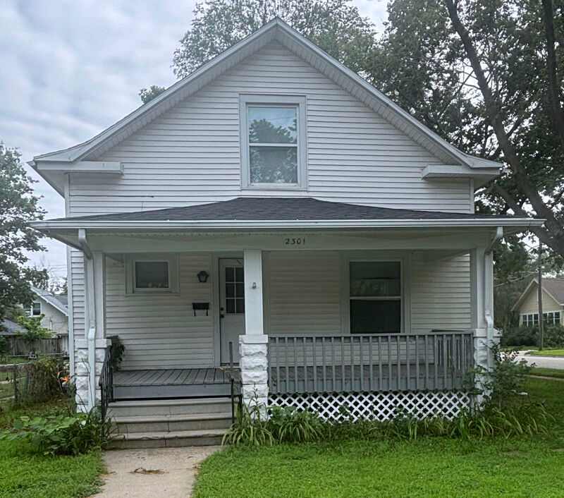 2301 Dudley – photo 1