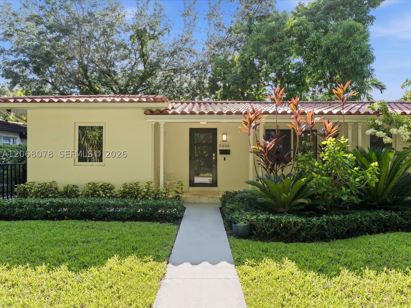 5406 S Le Jeune Rd – photo 1