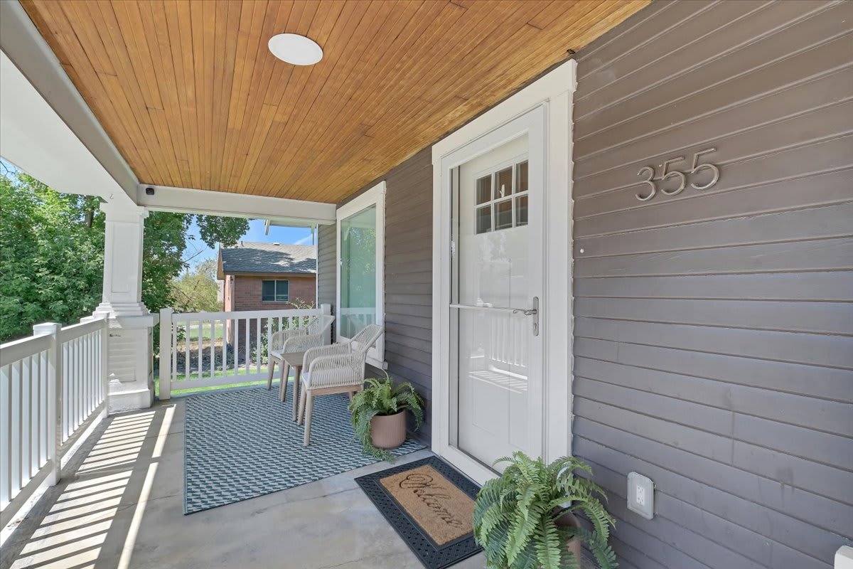 355 East 400 North – photo 1