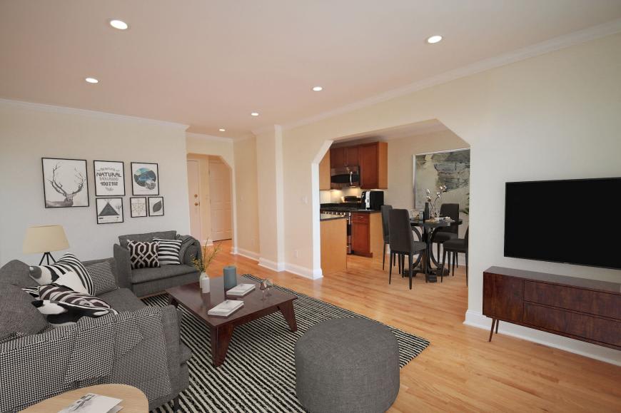 1642 Massachusetts Ave. – photo 1