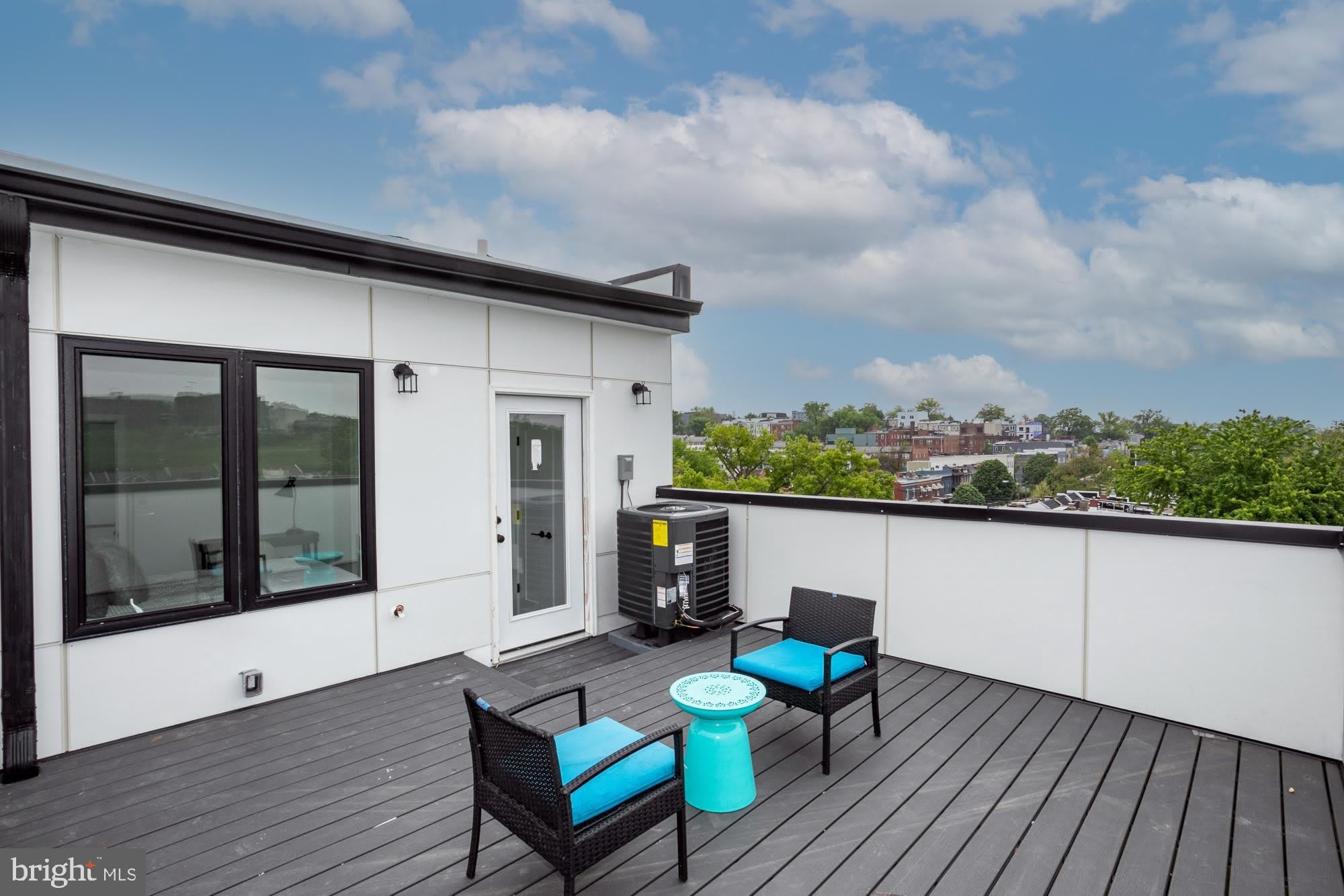 1730 MONTELLO Avenue NE – photo 1