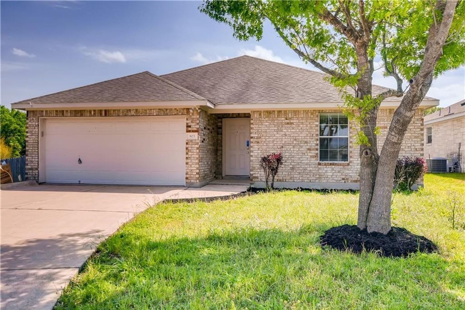 Great One Story 3 Bedroom Rental In South Creek – photo 1 of 303