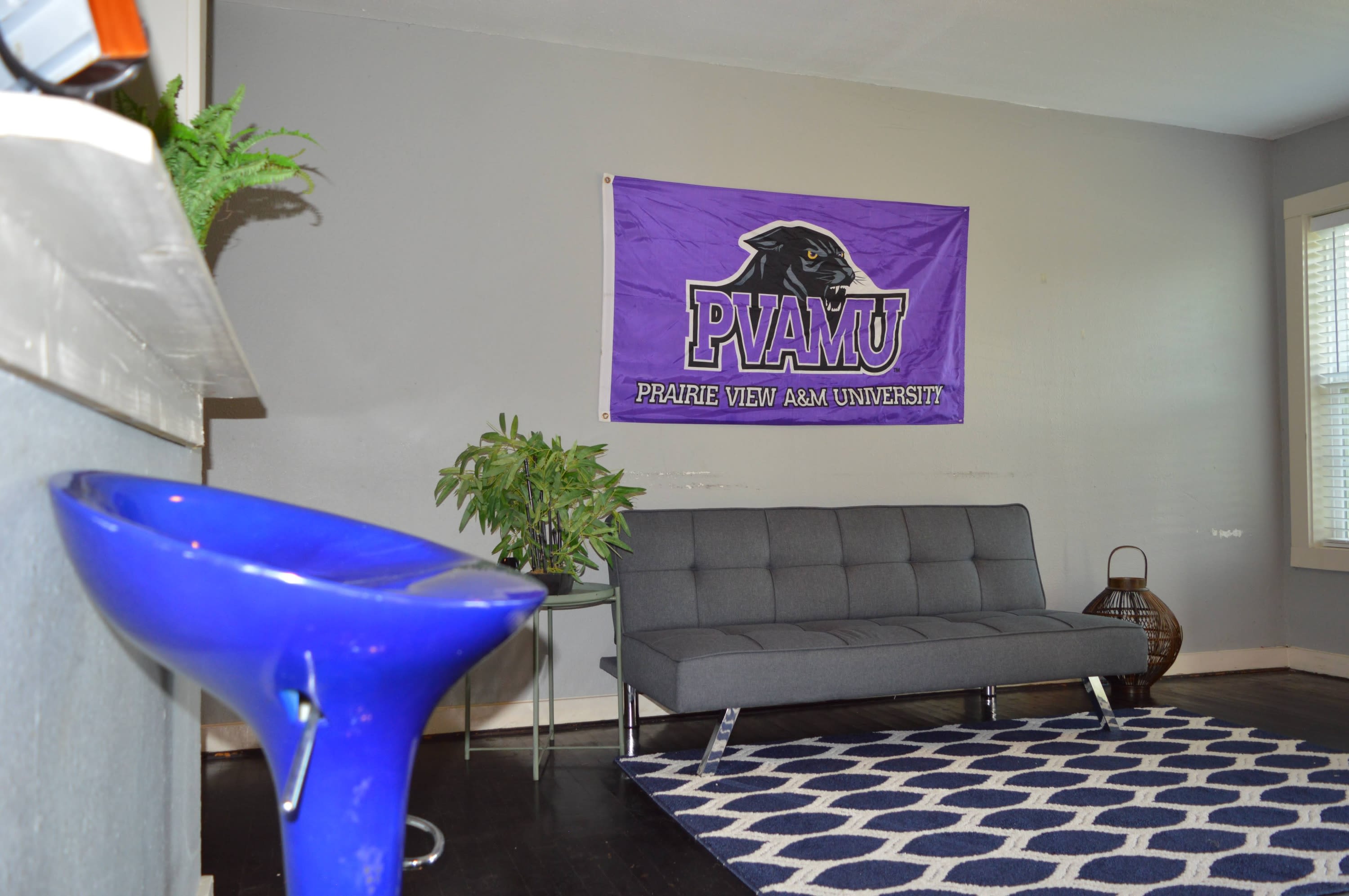 130 Dooley Street – photo 1 of 15