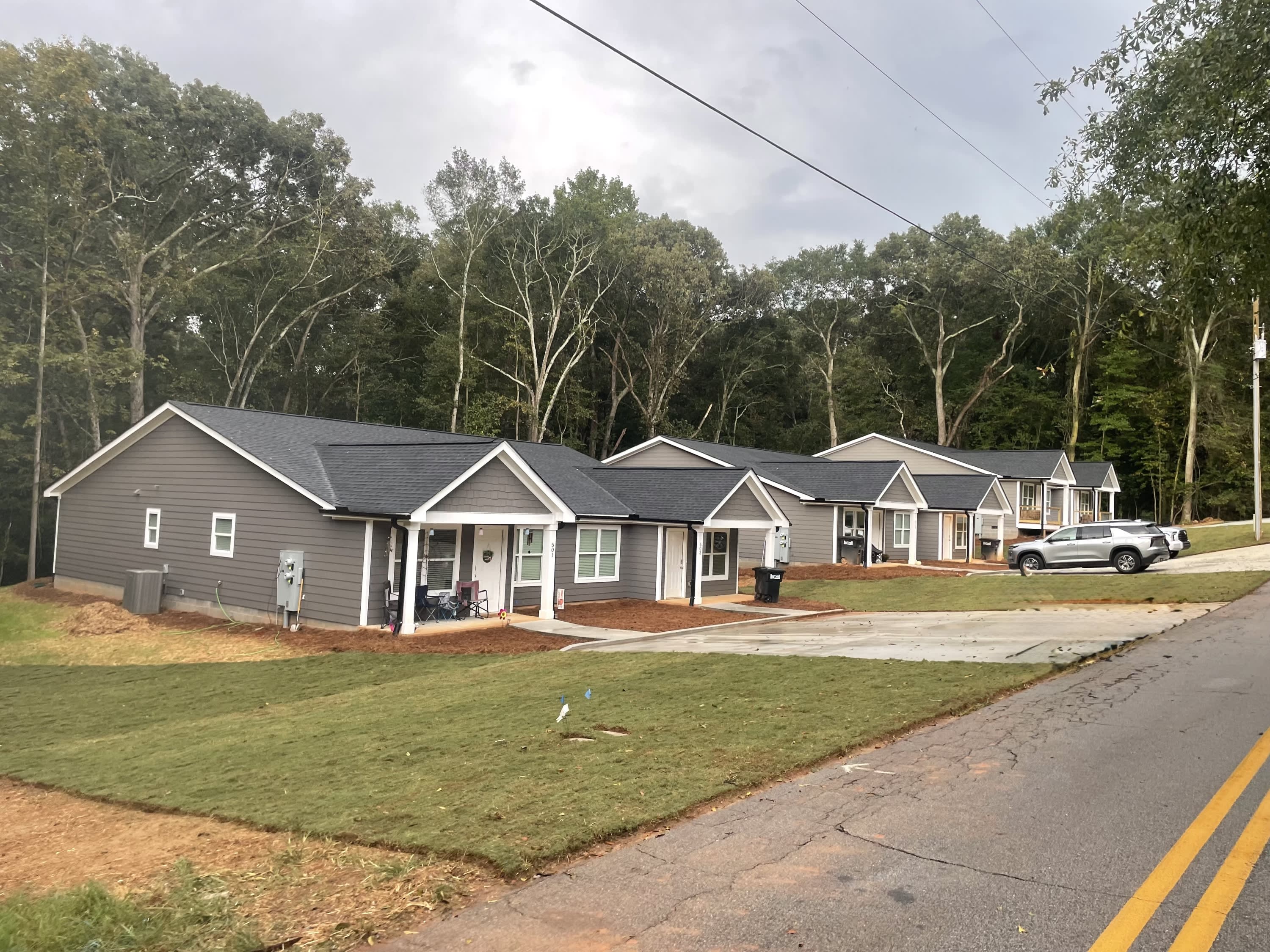 535 South Forest Avenue – photo 1 of 20