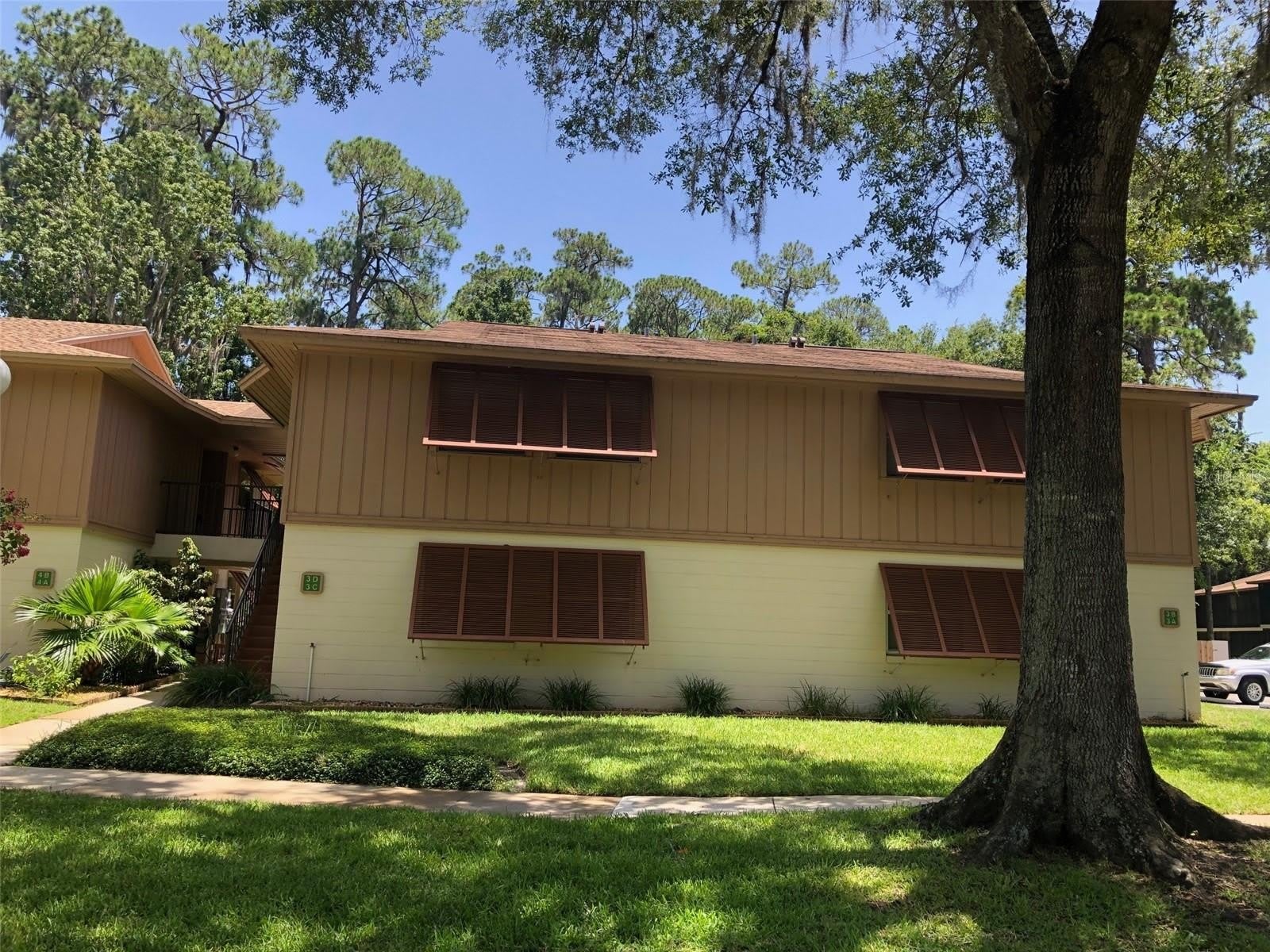 170 PALMETTO WOODS Court – photo 1 of 18