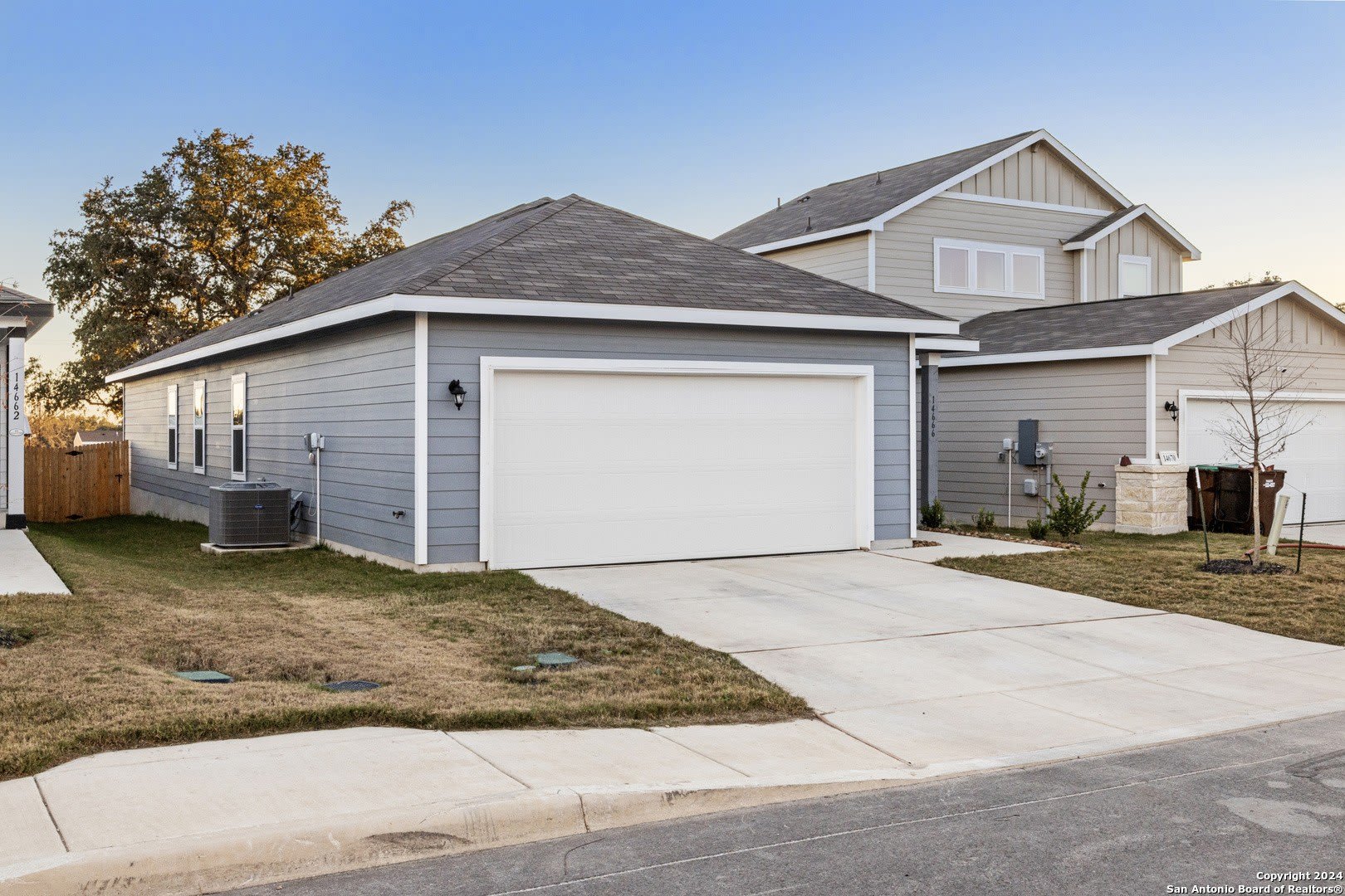 14666 EMERIO DR – photo 1