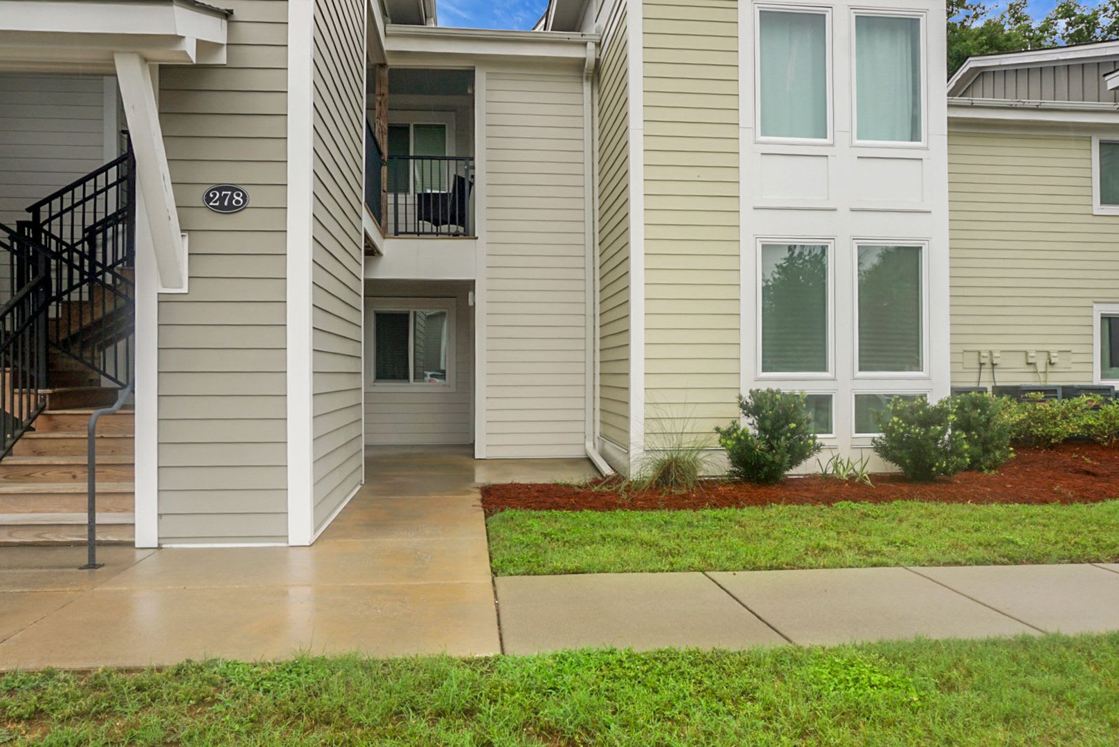 1 Bedroom 1 Bathroom Condo Mt Pleasant Near Ravenel Bridge – photo 1 of 242