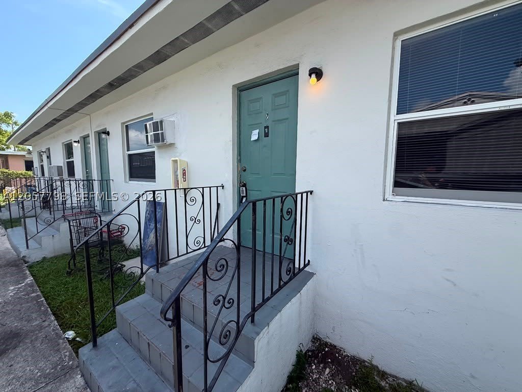 2140 Nw 24Th St – photo 1