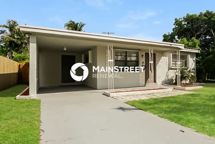 61 Northwest 48th Street – photo 1
