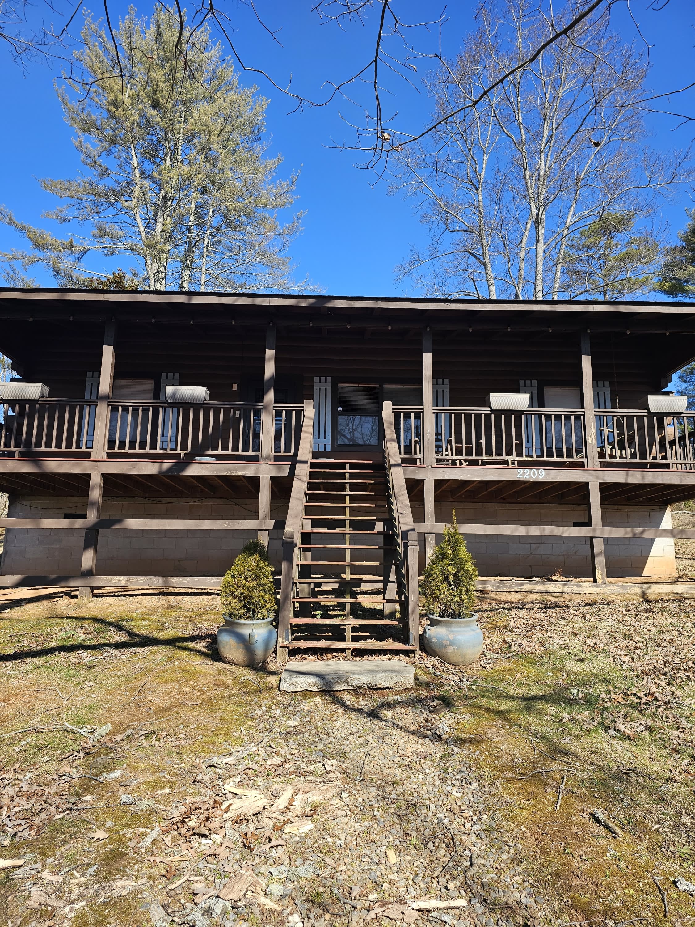2209 Bellview Lane