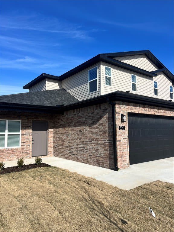 520 Cosmos Street – photo 1 of 17