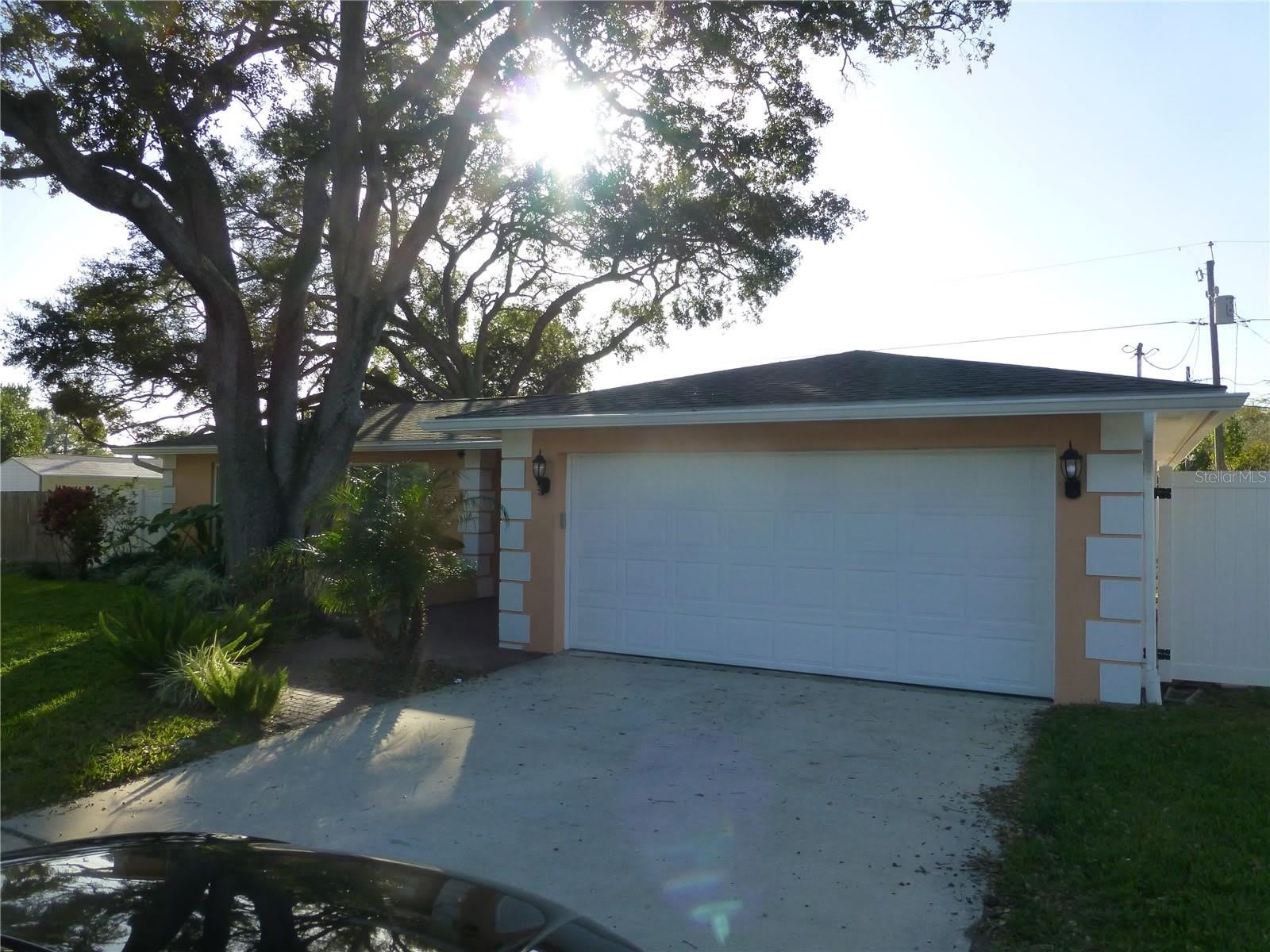 752 PATRICIA Avenue – photo 1