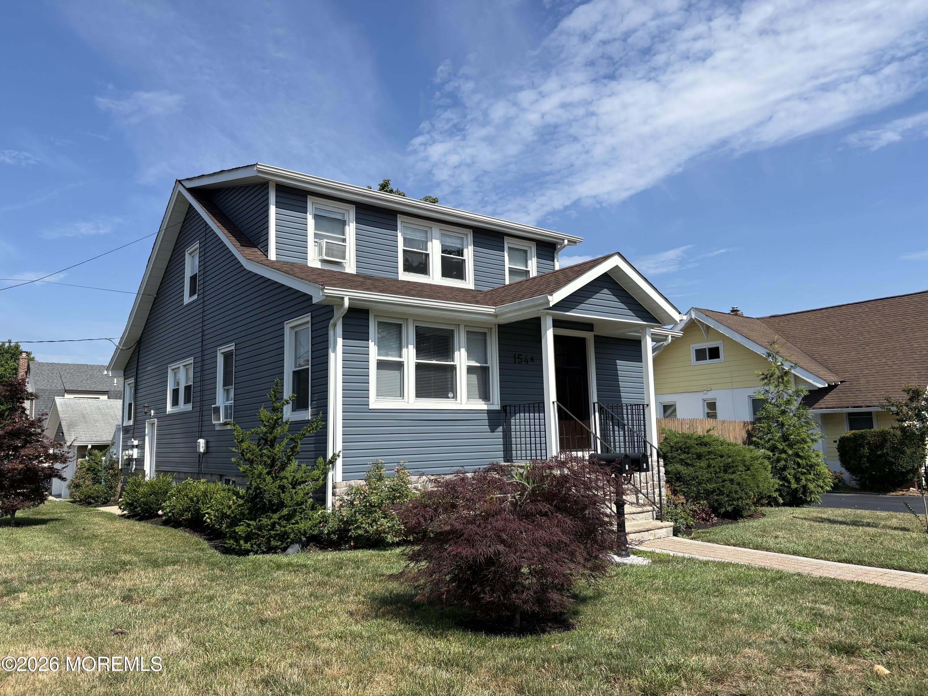 154 8th Street – photo 1