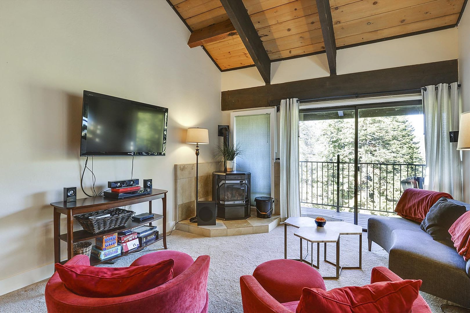 Alpine Meadows 3 bedroom + loft ski lease – photo 1 of 17