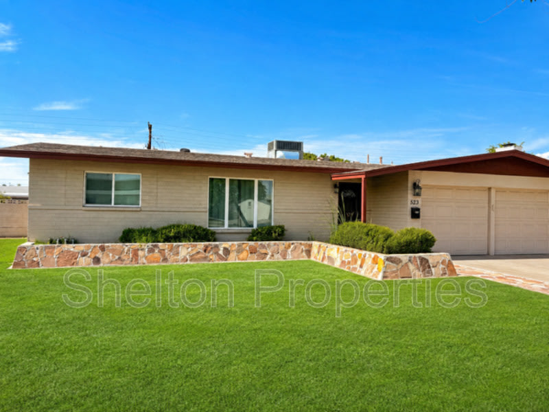 523 E Malibu Dr – photo 1