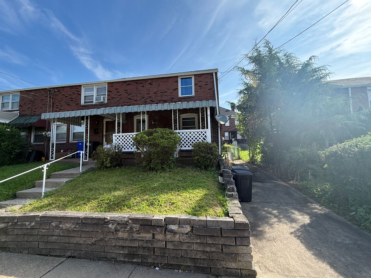 Modern Rental – photo 1 of 14