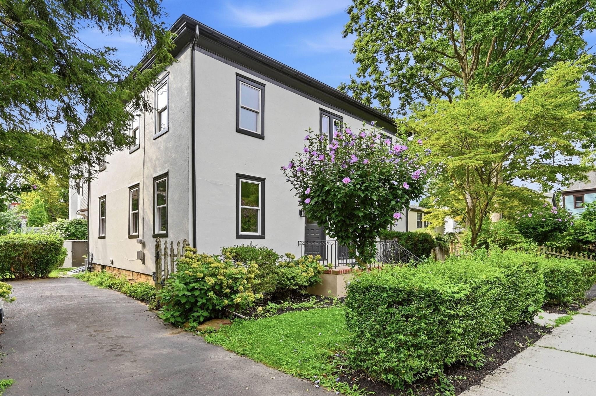 3 WILLOW STREET – photo 1