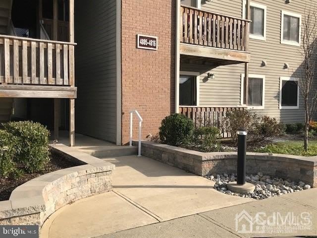 4811 RAVENS CREST Drive – photo 1 of 18