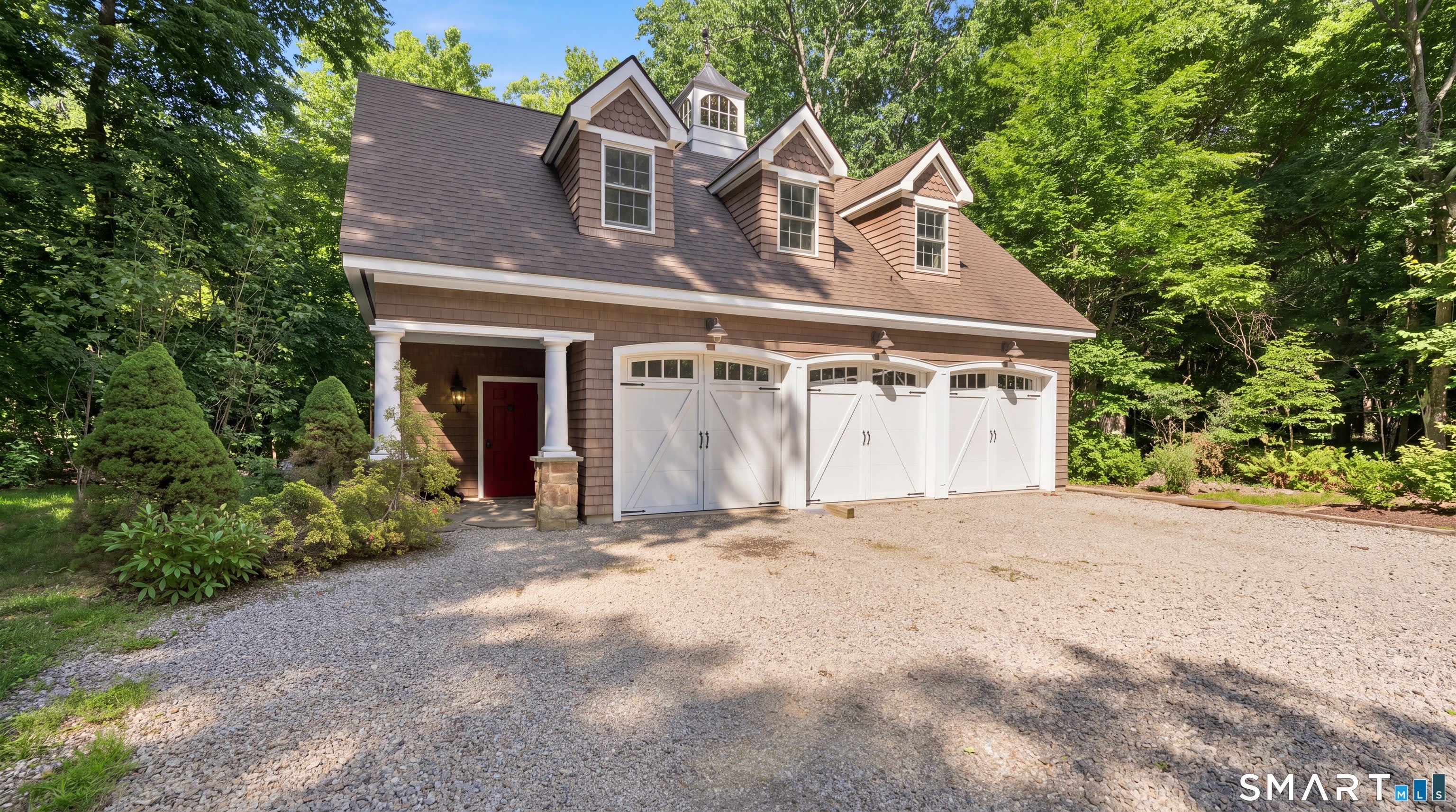 82 Laurel Lane – photo 1 of 15