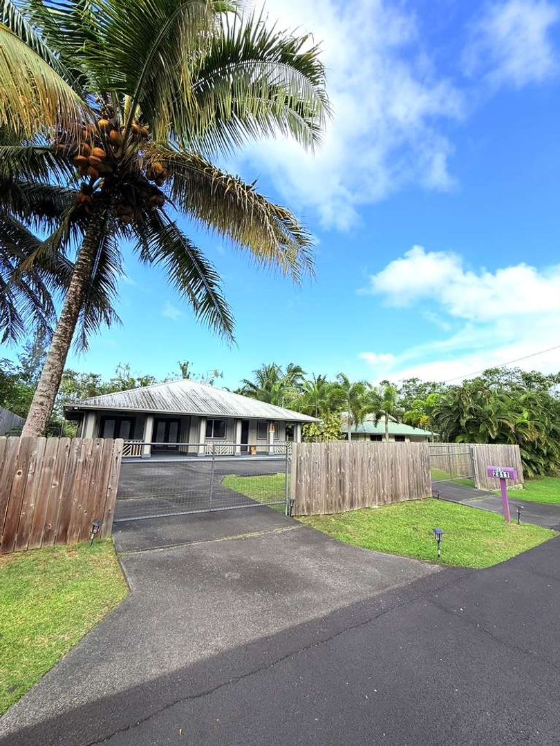 Fully Furnished 3BD/2BA Home – photo 1 of 17