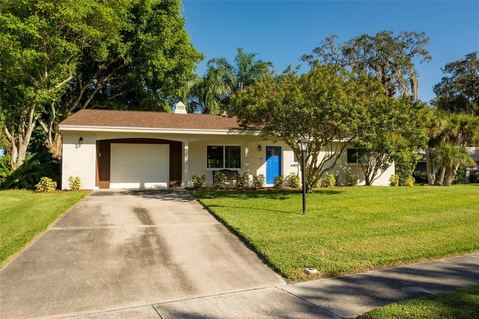 3005 CHASE Circle – photo 1 of 22