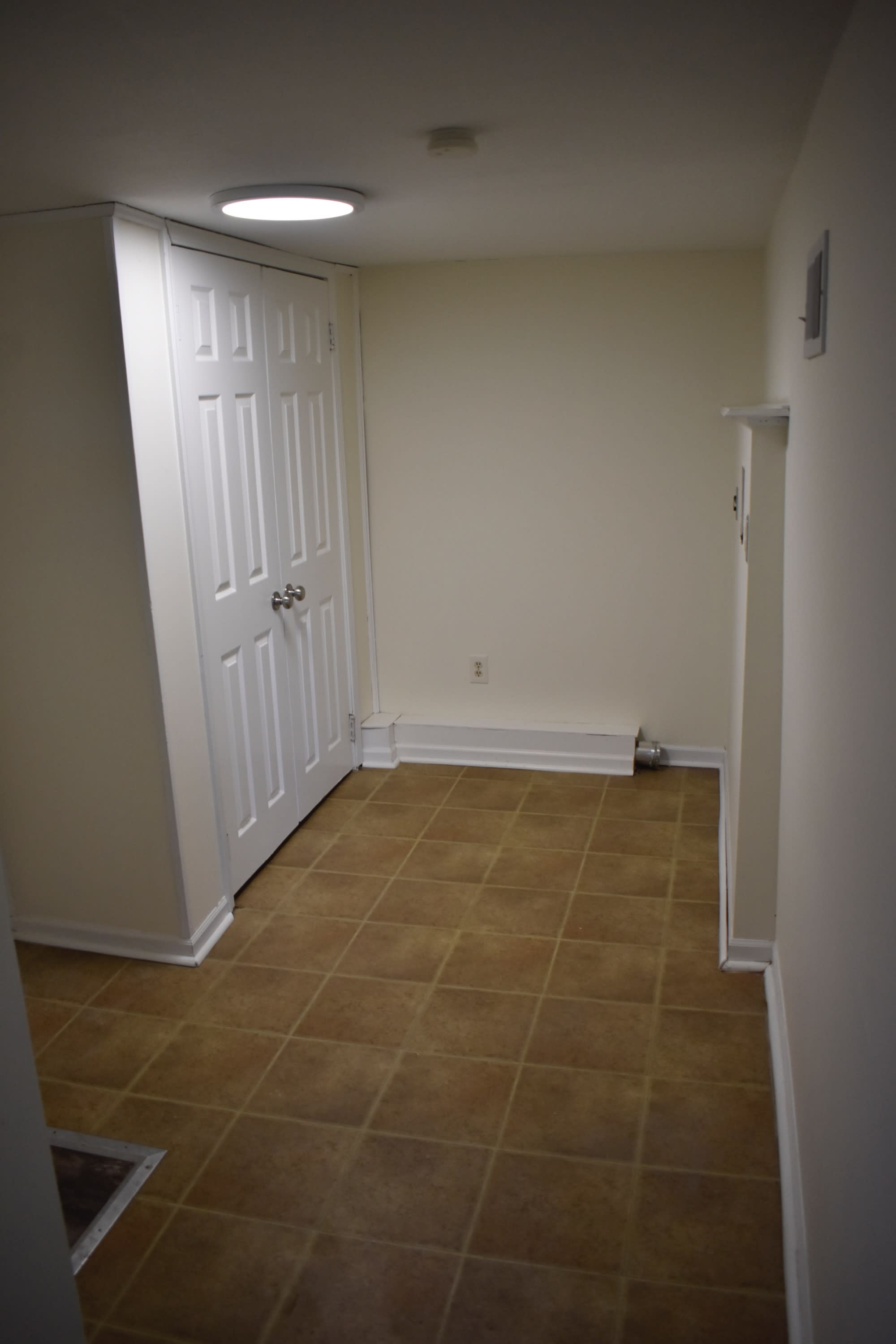 526 East Park Street – photo 1 of 16