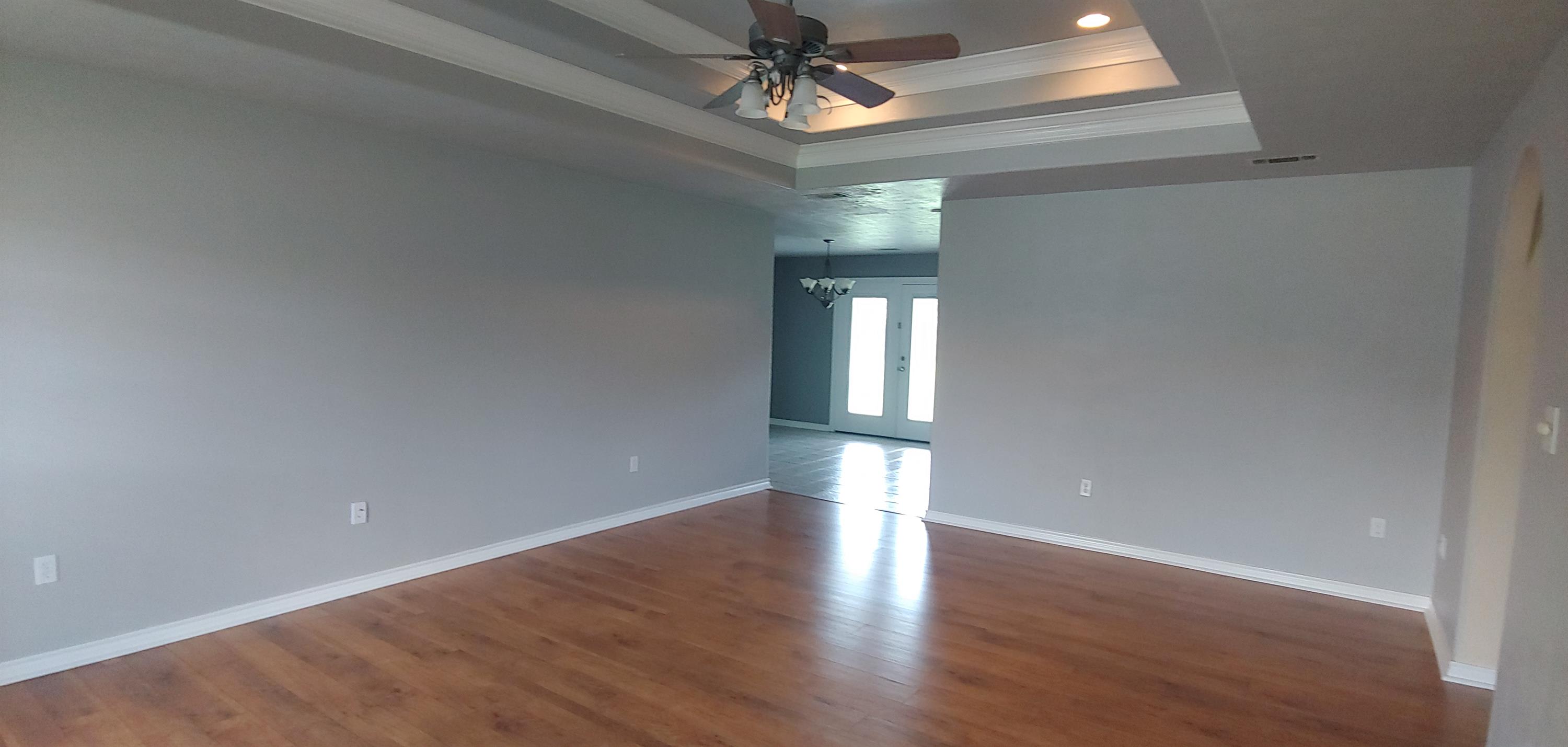 8525 Sunflower Lane – photo 1 of 17