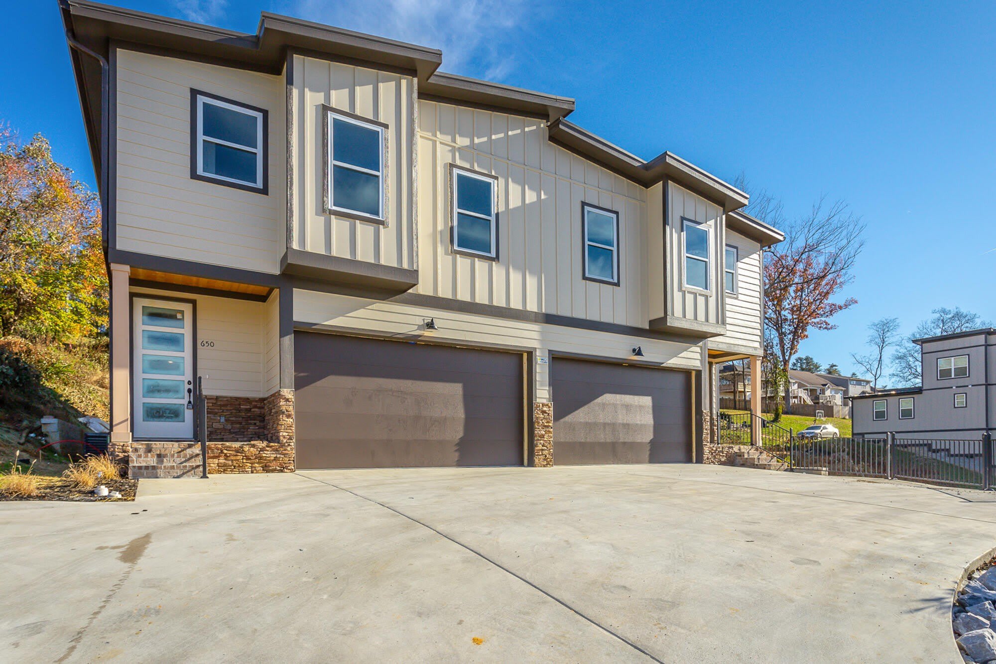 646 Ladd Avenue – photo 1