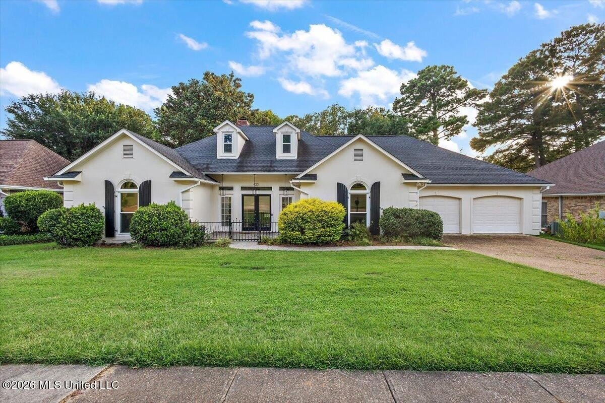 423 Woodlands Circle – photo 1