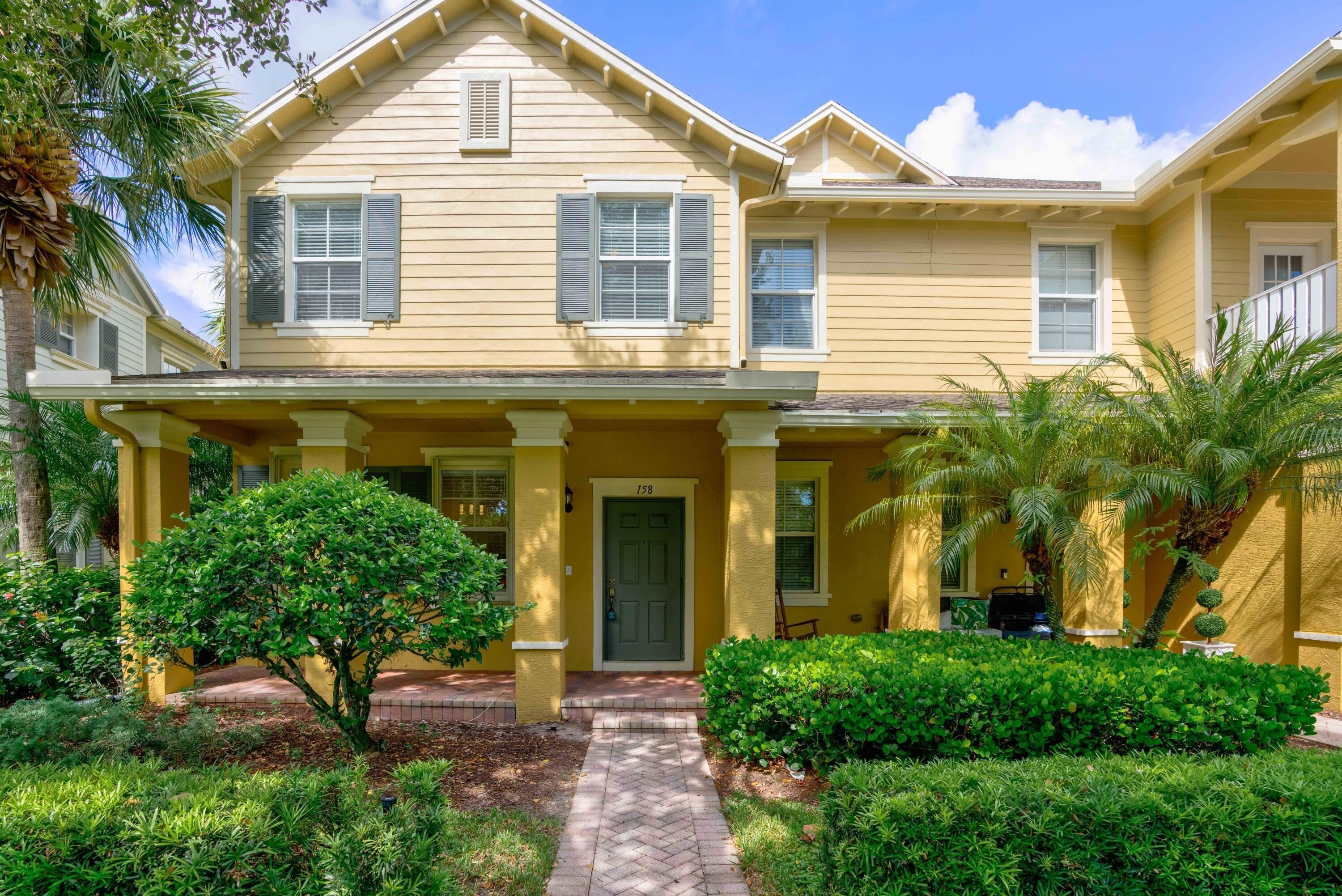 158 W Thatch Palm Circle – photo 1