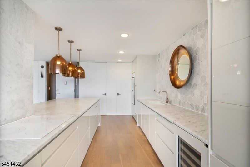 1 Claridge Dr – photo 1 of 22