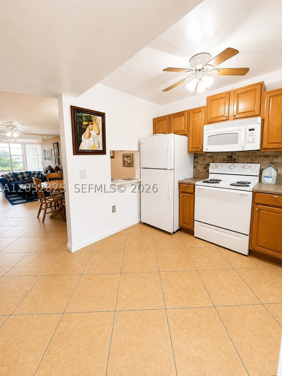 8220 Sunrise Lakes Blvd – photo 1