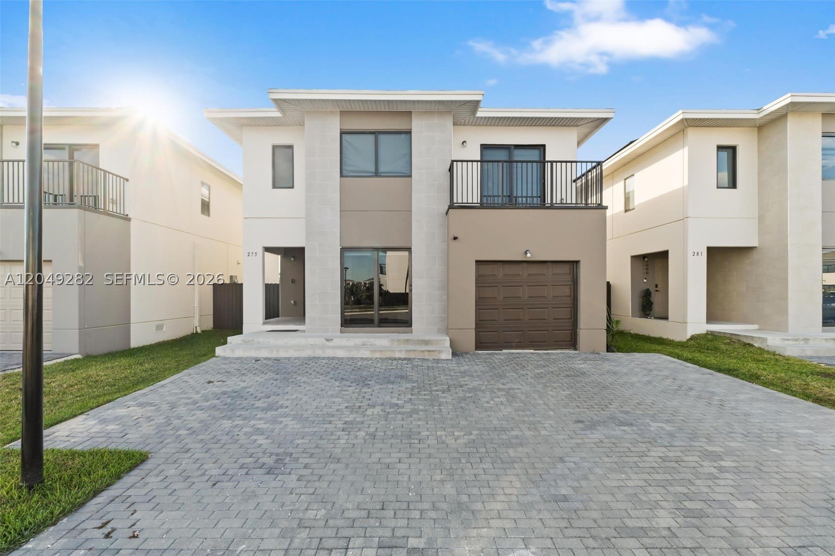 275 NW 13th Pl – photo 1