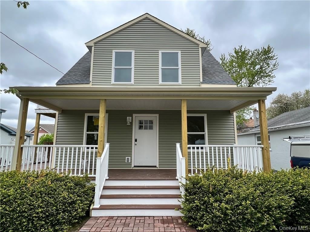 126 Main Street – photo 1 of 10