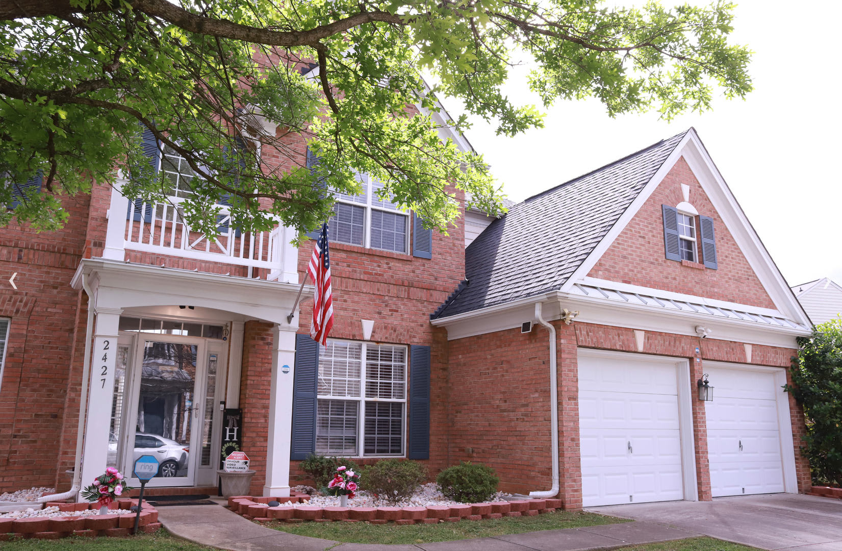 Room in 7 Bedroom Home at Red Birch Dr – photo 1