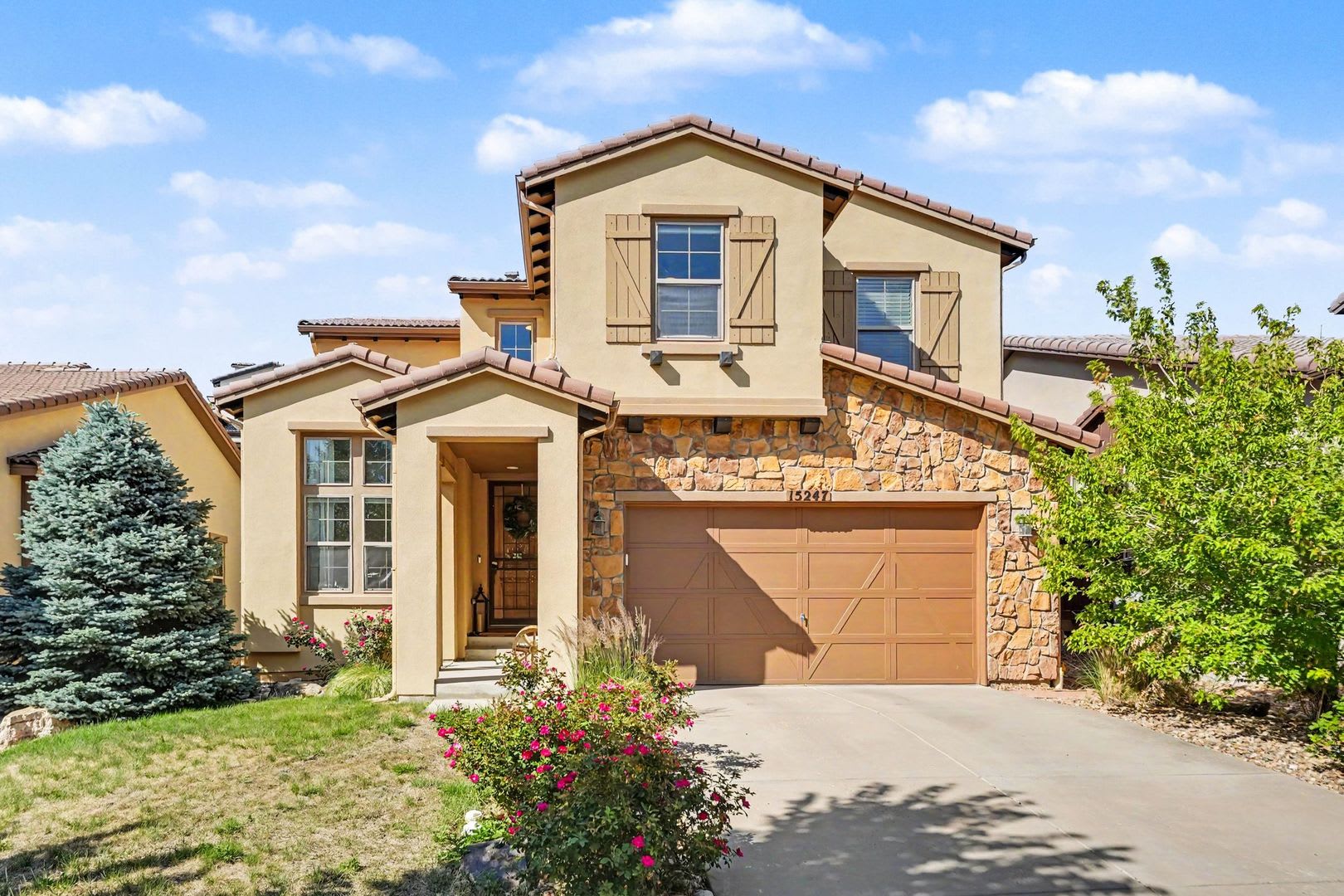 Live the Solterra Lifestyle in One of Lakewood's Most Coveted Communities! – photo 1